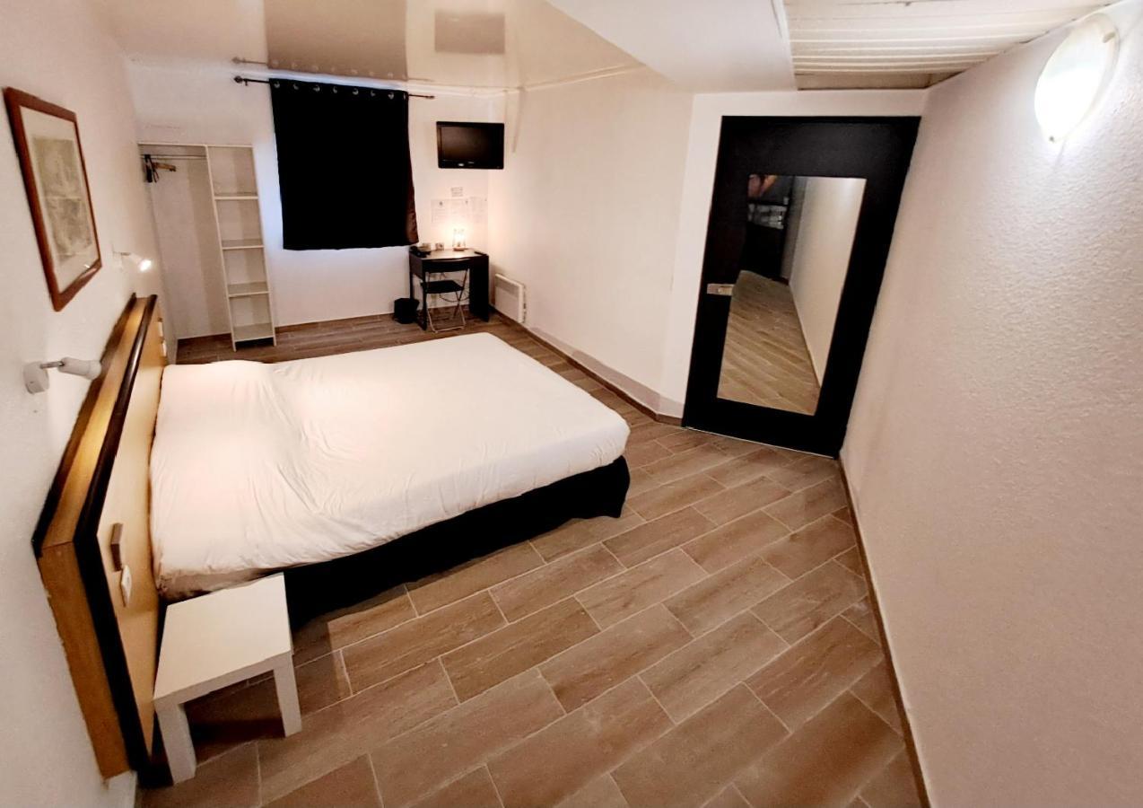 Crystal Hotel Saint Denis Basilique 외부 사진