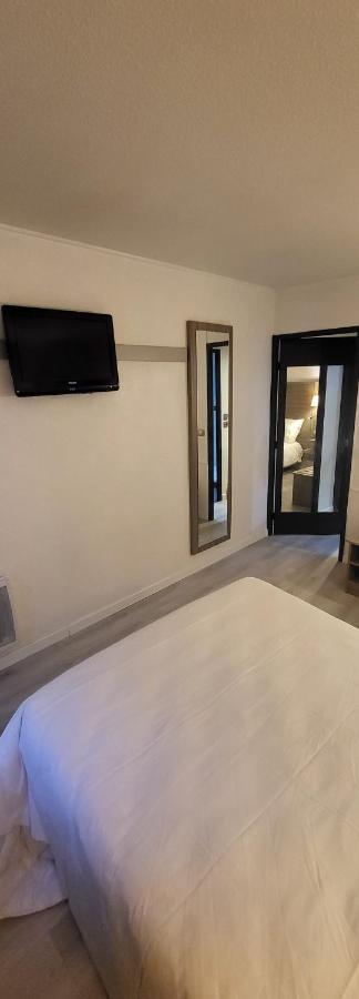 Crystal Hotel Saint Denis Basilique 외부 사진