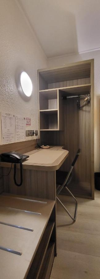 Crystal Hotel Saint Denis Basilique 외부 사진