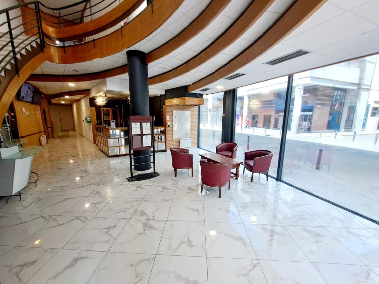 Crystal Hotel Saint Denis Basilique 외부 사진
