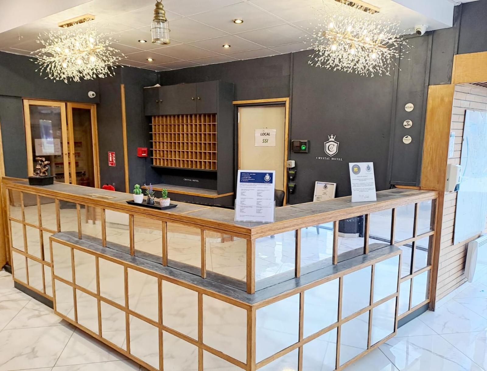 Crystal Hotel Saint Denis Basilique 외부 사진
