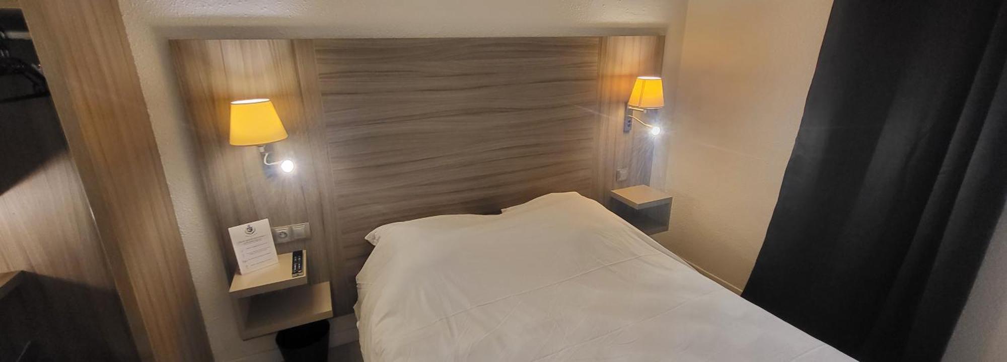 Crystal Hotel Saint Denis Basilique 외부 사진
