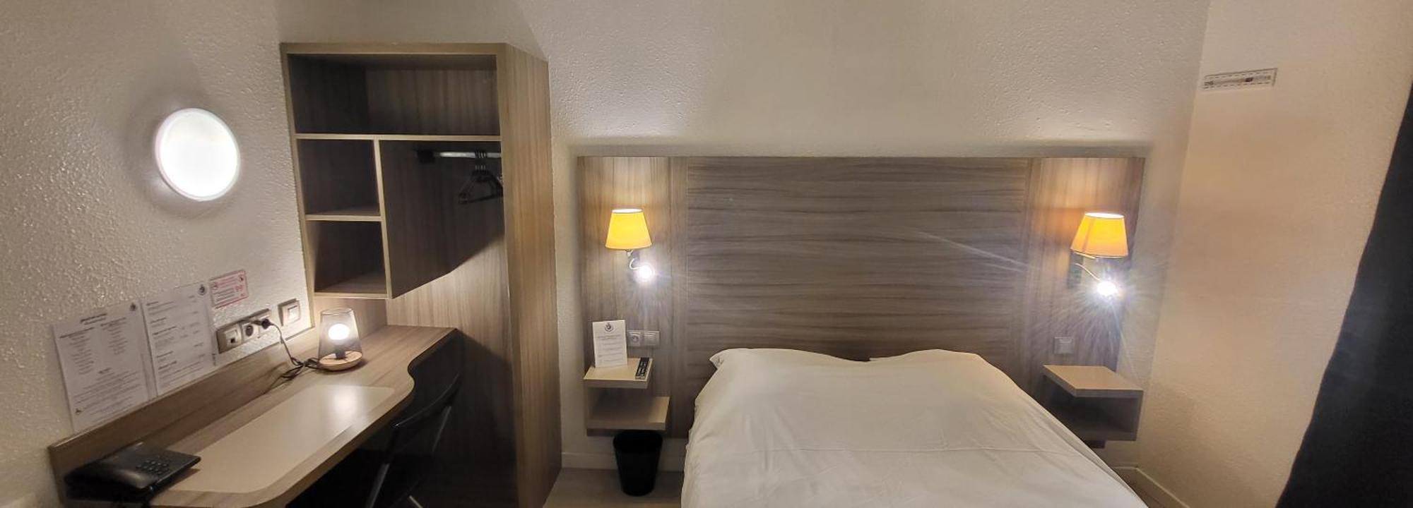 Crystal Hotel Saint Denis Basilique 외부 사진